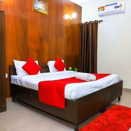 Hotel Global Inn By Quality Inn 新德里 外观 照片