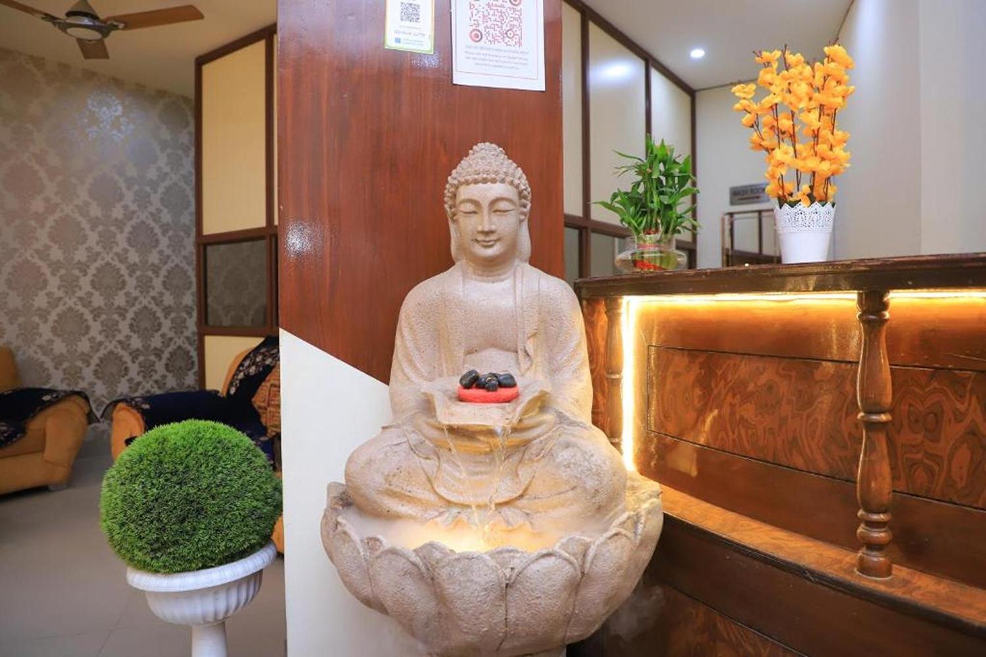 Hotel Global Inn By Quality Inn 新德里 外观 照片